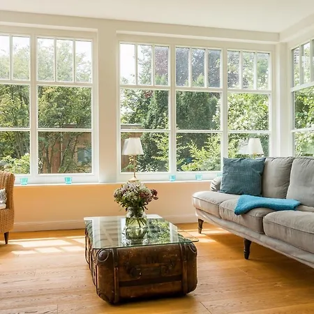 Nyaraló Atelierhaus 